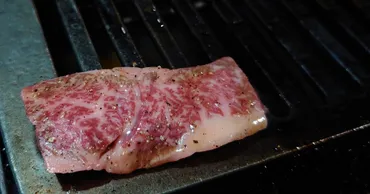 業務スーパーの牛肉ステーキおすすめ5選と選び方