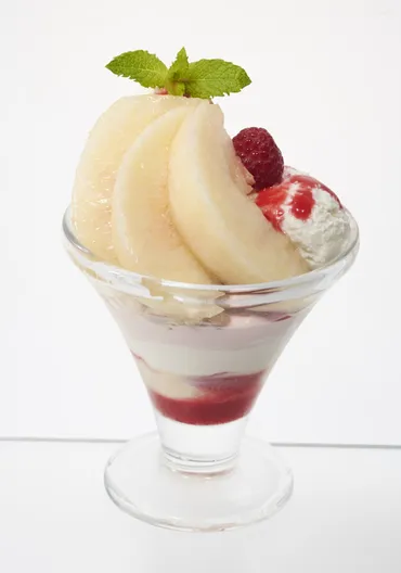 デニーズの桃デザートフェア2023！旬の桃を味わい尽くす、その魅力とは？デニーズ桃デザートフェア：期間限定の贅沢デザート！