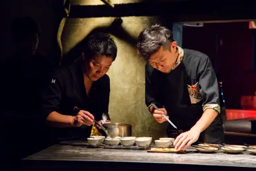 SECRETO × CROSSOM MORITA 