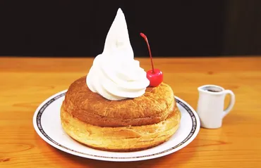 コメダ珈琲店の風味豊かな大人気スイーツ「シロノワール」の生地にはこだわりの秘密が！モーニングの食べ方のウラ技も紹介！ 