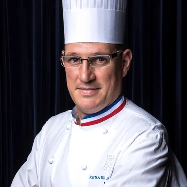 日本では36年ぶり！M.O.F受章料理人【トゥールダルジャン 東京】シェフ、ルノー・オージエ氏が語る受章までの道のり │ ヒトサラマガジン