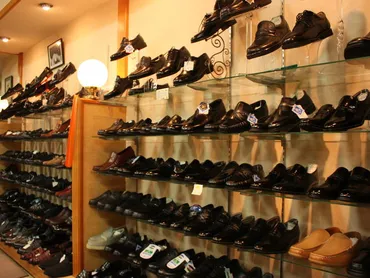 ギョサン取扱量世界一!?マツシタ靴店】アクセス・営業時間・料金情報 