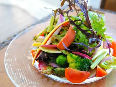 生産者と都会の人をつなぐレストラン「六本木農園」