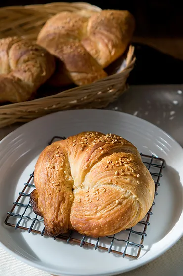あこ有機培養酵母でプレッツェルクロワッサン風に焼きました