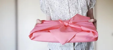 手土産の賞味期限、短いと失礼?実は知らない大人のマナー