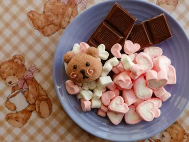 ホワイトデーのマシュマロの意味は?なぜ?お返し意味一覧(クッキー・飴・チョコ)も