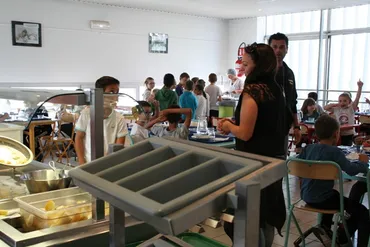 仏、2022年までに給食食材の半分をオーガニックに