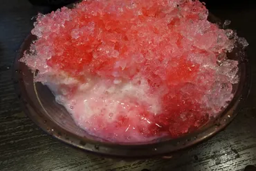 しゃぶ葉がただいま豚バラ欠品中で、ワンランク上の豚ロースを価格据え置きにて提供中、激旨「紅生姜だれ」 