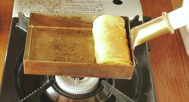 玉子焼き器」は伝統の銅・鉄製!短寿命なフッ素加工は使い捨てプラ