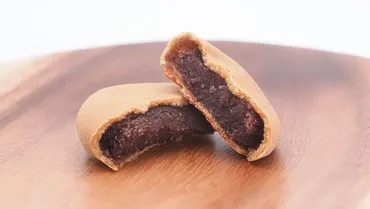 八重(俵屋吉富)
