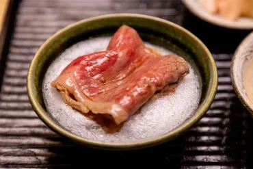 【肉道場入門！】名店仲居が伝承するメレンゲ卵で近江牛すき焼き 肉は最新技術で滋賀から直送 東京・虎ノ門「あさい」（2/2ページ） 