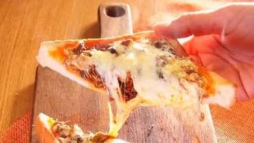 ピリ辛サバ缶」をチーズトーストにアレンジ…で話題のカルディ商品アレンジ