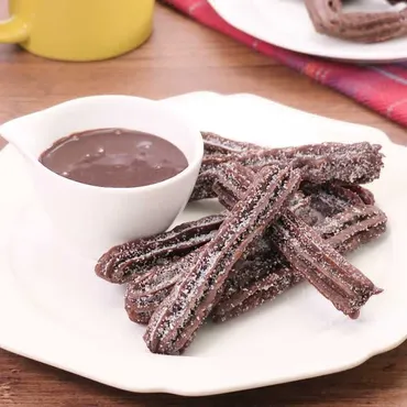 ホットチョコと一緒にどうぞ♪チョコチュロスのレシピ動画・作り方