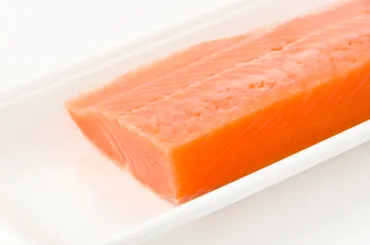 トラウトサーモン(サーモントラウト)とは?鮭との違いや人気レシピもご紹介