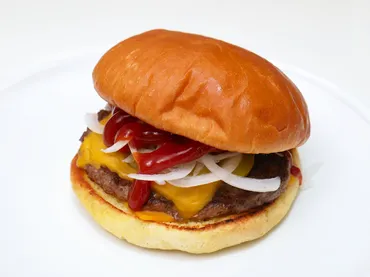 コストコのビーフパティで簡単！絶品ハンバーガーは作れる？（アレンジレシピ紹介）？コストコ ビーフパティ徹底解剖！コスパ最強アレンジレシピ