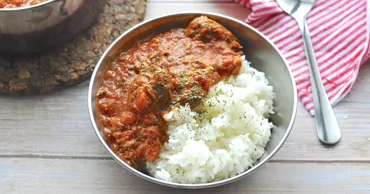 サバ缶カレーは簡単？アレンジレシピと栄養価について徹底解説！サバ缶カレーで手軽にキャンプ飯、栄養満点、アレンジ無限大