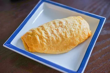 ひとりランチによい!業務スーパーの冷凍オムライスを食べてみた