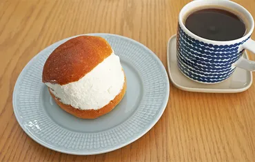 コンビニの『マリトッツォ』を食べ比べセブン、ファミマ、ローソンの違いは?–グレイプ