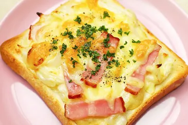 フライパンでホットサンド】折りたたむだけで簡単!食パンアレンジレシピ・裏技・作り方