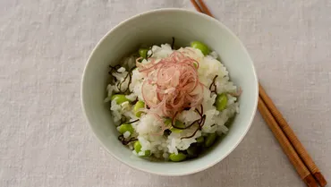 ダル〜い時こそ、この杯。簡単おいしい「夏野菜の混ぜご飯」で元気も美肌も回復を!