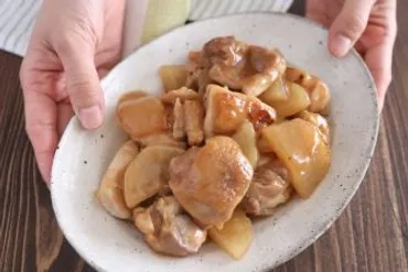 超お手軽!甘辛ジュ―シーで絶品「焼豚風鶏の照り焼き」【もあいかすみラクウマレシピ】