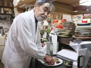 「キノコ仙人」清水滋人さんの生き様は？山菜採り名人、ジビエ料理店「摘草料理かたつむり」の魅力