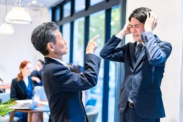 パワハラ(パワーハラスメント)」とは?定義や該当する行動を事例と併せて解説