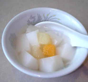 杏仁豆腐のカロリーと三大栄養素タンパク質・脂質・炭水化物
