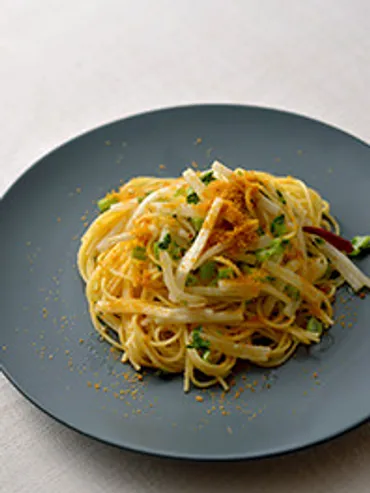 からすみと大根のスパゲッティ:協会のパスタレシピ│レシピを探す│日本パスタ協会
