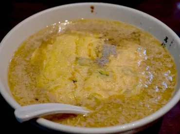 名古屋グルメ「玉子とじラーメン」にラーメン大好きアメリカ人も太鼓判萬珍軒(愛知県・名古屋市中村区)
