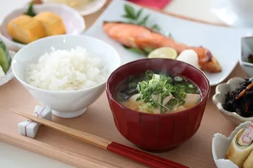 日本の食事マナーを知ろう!なご飯の食べ方も確認!