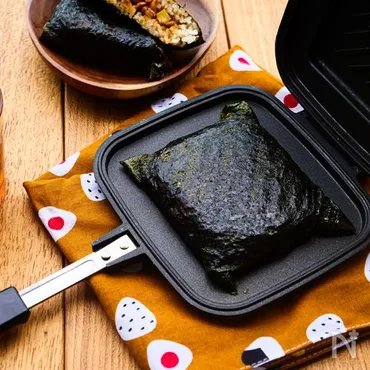 納豆キムチ焼きおにぎらず