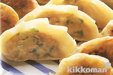 焼きギョウザ【豚肉とキャベツとにら・きちんとつくる人気の家庭中華】のレシピ・つくり方