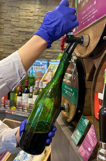 シャトレーゼの「樽出し生ワイン」が年間出荷量万本分の大ヒット!美味しくて値段もお手頃でリピーター続出【ケーキだけじゃない】