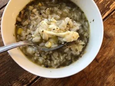 カルディ「有明海産海苔使用海苔鍋つゆ」はシメのアレンジが最高!チーズの相性も◎