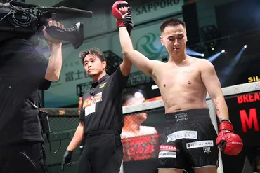 】ラストマッチのこめお、゛因縁゛レオに右フック一閃ダウン奪い勝利