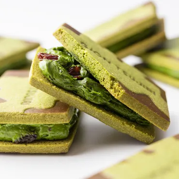 祇園辻利のクリスマスケーキ「抹茶ショコラノエルプレミアム」とは？(クリスマスケーキ、抹茶、予約情報)5種類の抹茶を堪能！祇園辻利のクリスマスケーキ『抹茶ショコラノエルプレミアム』
