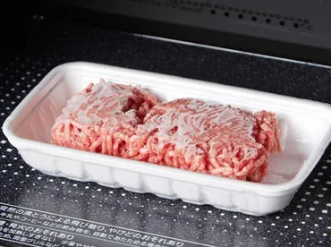 電子レンジで解凍するコツ】冷凍保存した食材をおいしく解凍する方法