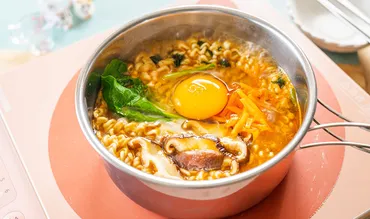 辛ラーメンは太るって本当?ダイエット中に食べる際に意識したいポイントも紹介