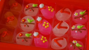 俵屋吉富 祇園店 和菓子 可愛い宝石のような和菓子