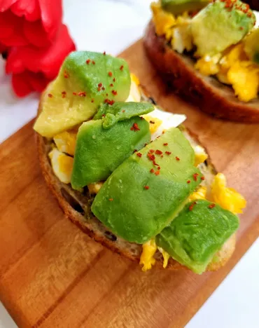 アボカド オープンサンドイッチ 冷凍アボカド料理 アボカドダイエット レシピ