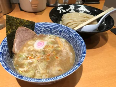 東京駅一番街「六厘舎」！東京駅でつけめんモーニング