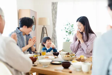 日本の食事マナー完全ガイド！〜美味しい食事を楽しむための基本とエチケットとは？〜食事を豊かにするマナーの数々