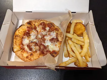 ピザハットのMY BOX(マイボックス)ってどうなの?量は足りる?食べてみた感想!