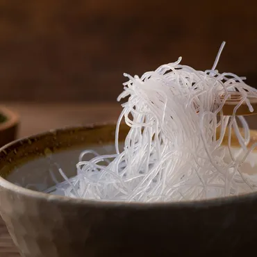 はるさめはダイエットに効果的? 管理栄養士が栄養価とやり方、注意点を解説