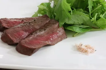 トリュフ塩』の牛ステーキ