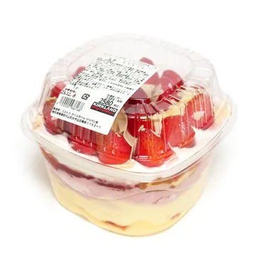 ストロベリー＆ラズベリーマスカルポーネケーキ（コストコのクリスマスケーキ2023） 