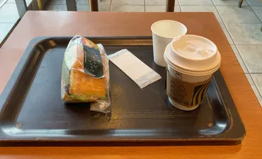 広尾のスタバ「チキン＆グリーンサンドイッチ」は美味しい？モーニング体験レビュー！広尾の朝食！スターバックスのサンドイッチ