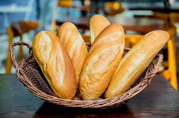 フランスパンと食パンはどっちが高カロリー？管理栄養士がダイエット中の食べ方も解説 