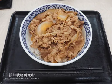 牛丼チェーン3社の戦略比較：吉野家・すき家・松屋の業績から見る競争構造 